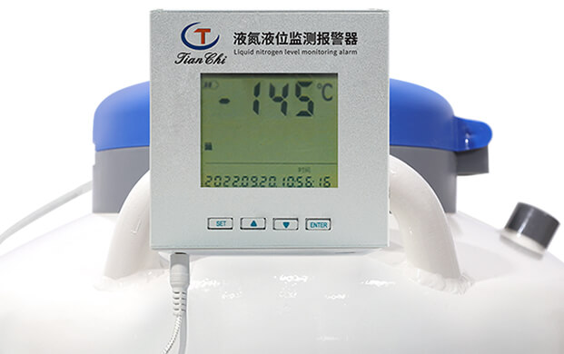 給大口徑液氮生物容器配備的報警器靈敏嗎？